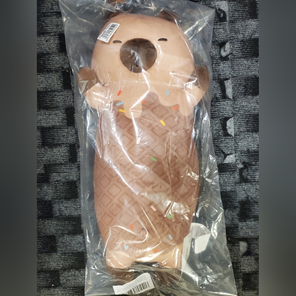 Miniso Stuff Plush Cuddle Toy Capybara 20" NWT - Picture 10 of 12